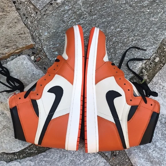 Air Jordan 1 Retro High OG 'Shattered Backboard Away' - Picture 5 of 17